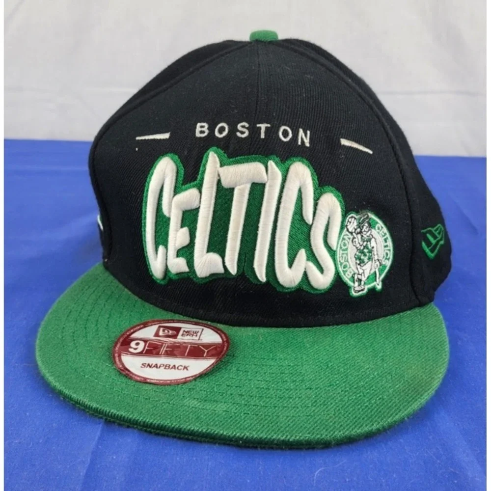 NBA Celtics **New Era 9FIFTY Snapback Cap Hat** USED Graffiti Font‎